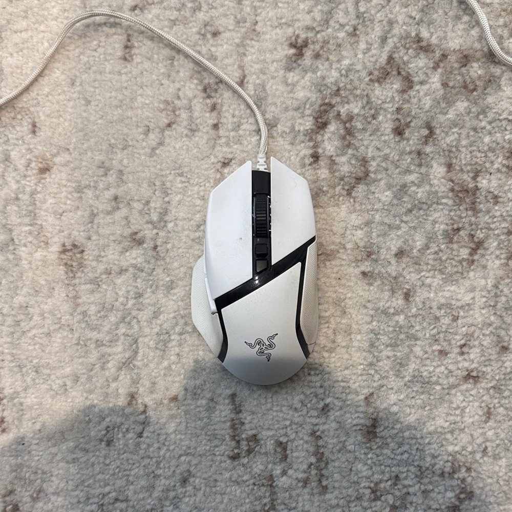 Razer White and Black Gaming Mouse
